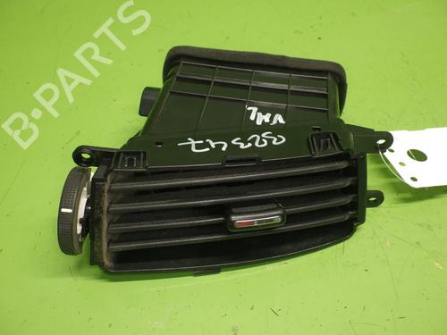 Used Air vent HYUNDAI i30 (FD) 1.6 (126 hp) 30582386