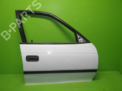 Used Right front door OPEL ASTRA F Hatchback (T92) 1.4 i (F08, M08, F68, M68) (60 hp) 6605370