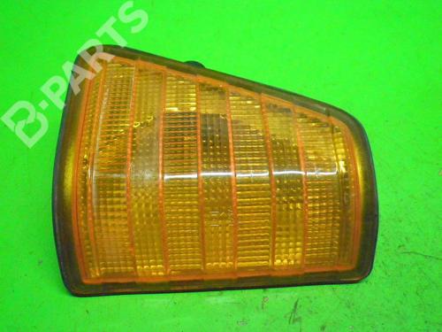Used Left front indicator MERCEDES-BENZ T1 Platform/Chassis (601) 208 D 2.3 (79 hp) 6661184