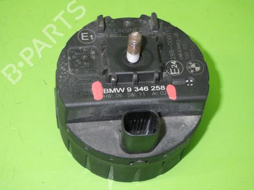 Used Electronic module BMW 5 (F10) 520 d (190 hp) 18251305