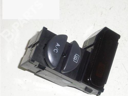 Used Display monitor TOYOTA COROLLA Estate (_E11_) 1.6 (AE111_, AE111R) (110 hp) 6348402