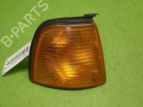 Used Right front indicator AUDI 80 B3 Saloon (893, 894, 8A2) 1.8 (113 hp) 29739972