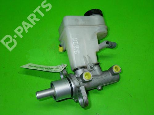 Used Brake master cylinder OPEL SIGNUM Hatchback (Z03) 2.2 direct (F48) (155 hp) 6364739