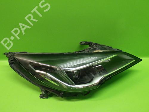Lyskaster høyre Lyskaster høyre OPEL ASTRA K Sports Tourer (B16) 1.2 Turbo (35) (110 hp) 33893869 33893869