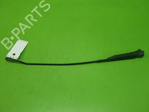 Used Front windshield wiper arm OPEL TIGRA TwinTop (X04) 1.4 (R97) (90 hp) 26380967