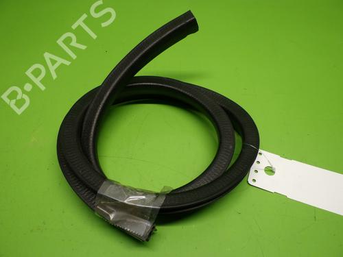 Used Rubber door seal DAIHATSU TERIOS (J2_, F7__) 1.5 4x4 (105 hp) 21059523