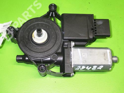 Used Right front window motor OPEL GRANDLAND / GRANDLAND X (A18, P1UO) 1.2 (75) (131 hp) 7802806