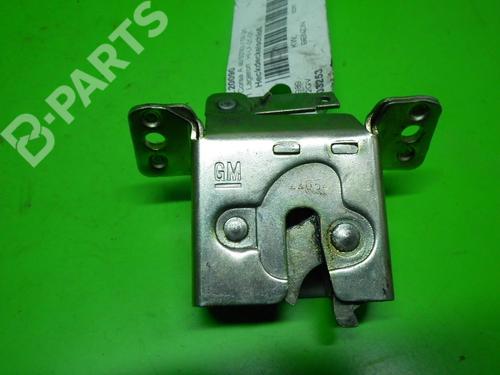 Used Tailgate lock OPEL CORSA A Hatchback (S83) 1.2 (F08, M08, F68, M68) (45 hp) 6338128