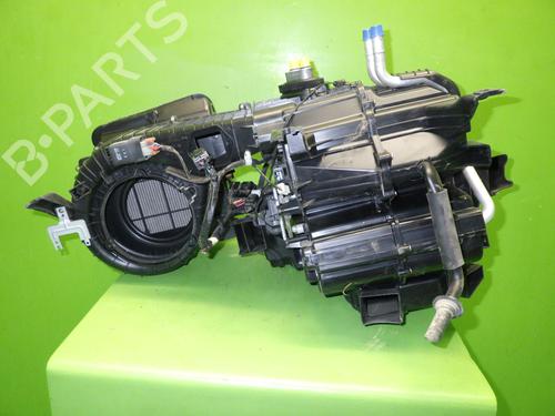 Used Air vent HYUNDAI TUCSON (JM) 2.0 All-wheel Drive (141 hp) 15720412