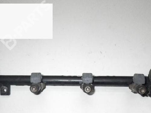Used Injection rail RENAULT LAGUNA I Grandtour (K56_) 1.6 16V (K568) (107 hp) 6354515