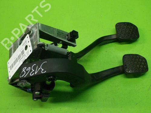 Used Pedal BMW 1 (E81) 116 i (122 hp) 12602336