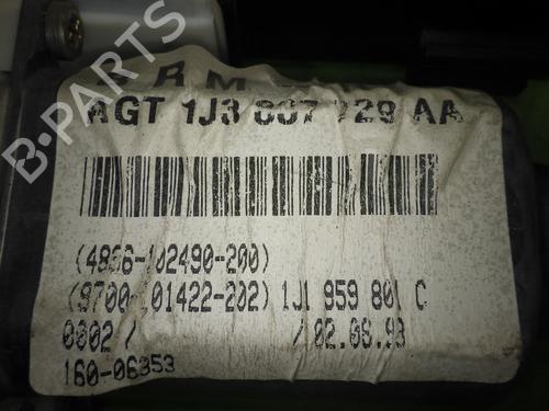 Front wiper motor VW GOLF IV (1J1) 1.6 | BP28711727M29