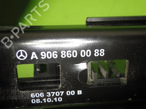 Front right seatbelt MERCEDES-BENZ SPRINTER 3-t Van (B906) 213 CDI (906.611, 906.613) | BP32456799I25
