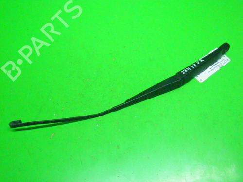 Used Front windshield wiper arm FIAT PUNTO (188_) 1.9 JTD 80 (188.237, .257, .337, .357) (80 hp) 14718724