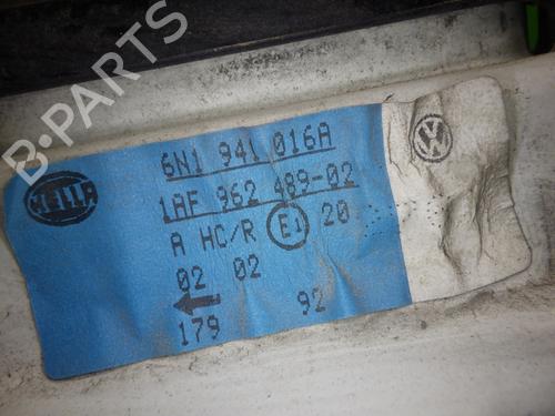 Right headlight VW POLO III (6N1) 60 1.4 | BP29215602C29 