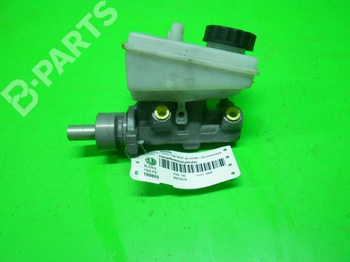 Used Brake master cylinder TOYOTA YARIS (_P1_) 1.0 (SCP10_, SCP10R) (68 hp) 6356675