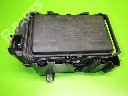 Fuse box OPEL INSIGNIA B Sports Tourer (Z18) 2.0 GSi 4x4 (35) (210 hp) 39116629