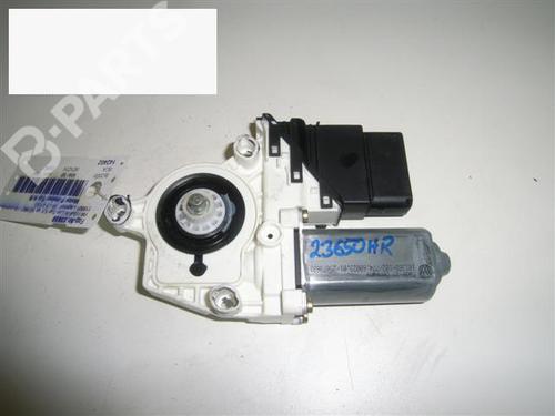 Used Right rear window motor VW GOLF IV (1J1) 1.4 16V (75 hp) 6636577