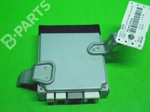 Used Electronic module TOYOTA YARIS (_P1_) 1.0 (SCP10_, SCP10R) (68 hp) 6370028