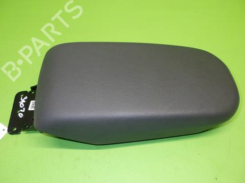 Used Armrest / Center console HYUNDAI IONIQ (AE) 1.6 GDI Hybrid (105 hp) 16201254