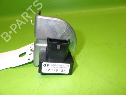 Used Electronic sensor OPEL ASTRA J (P10) 1.6 SIDI (68) (170 hp) 13904106