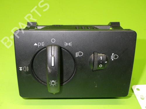 Used Headlight switch FORD FOCUS II Convertible 2.0 (145 hp) 28006814