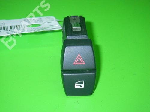 Used Warning switch BMW 5 Touring (F11) 520 d (184 hp) 6372145