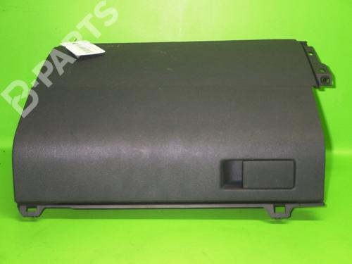 Used Glove box VW TOURAN (1T1, 1T2) 2.0 TDI 16V (140 hp) 8247424