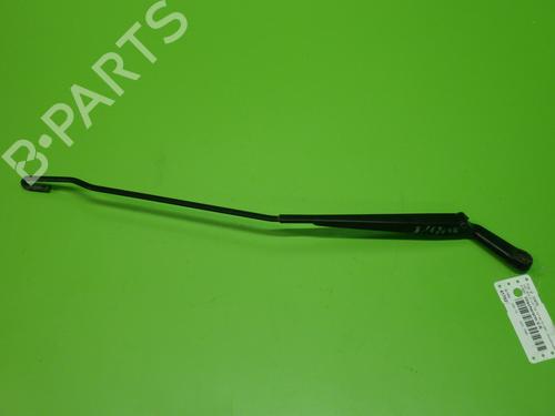 Used Front windshield wiper arm VW GOLF IV (1J1) 1.6 (100 hp) 22535938