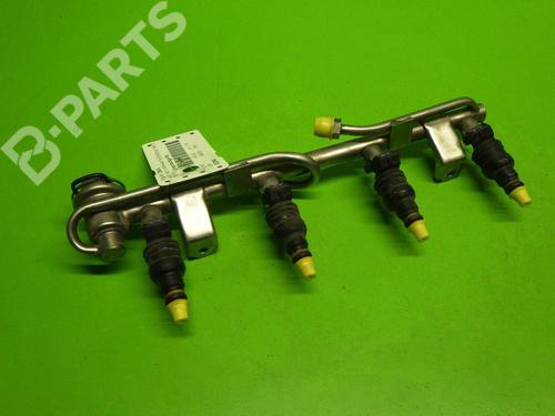 Rail D'Injecteurs AUDI A4 B5 (8D2) 1.8 (125 hp) 6390836