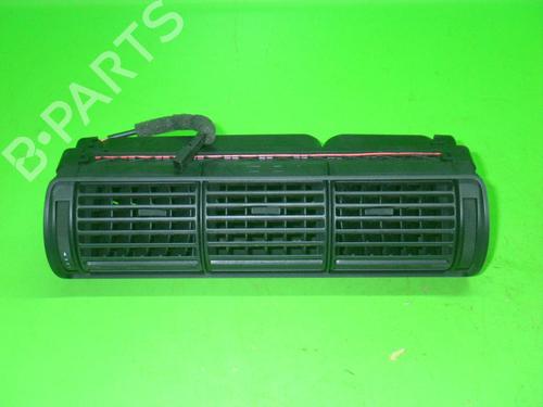 Grille d'aération AUDI A4 B5 (8D2) 1.8 T (150 hp) 14718472