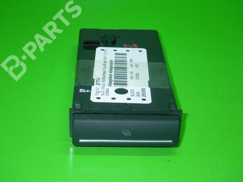 Porte-gobelet/Objets AUDI A3 (8P1) 2.0 TDI 16V (140 hp) 6373383