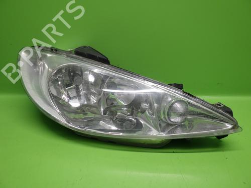 Used Right headlight PEUGEOT 206 Hatchback (2A/C) 1.4 HDi eco 70 (68 hp) 24232903