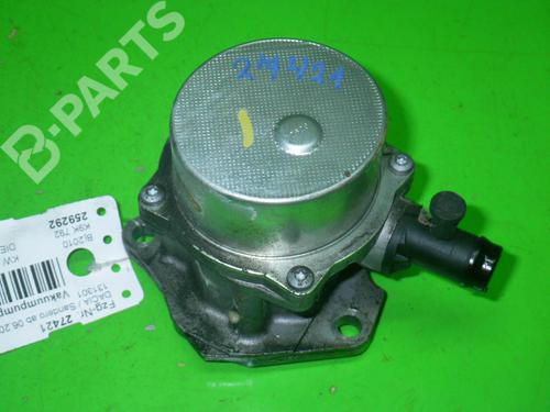 Used Vacuum pump DACIA SANDERO 1.5 dCi (68 hp) 6370777