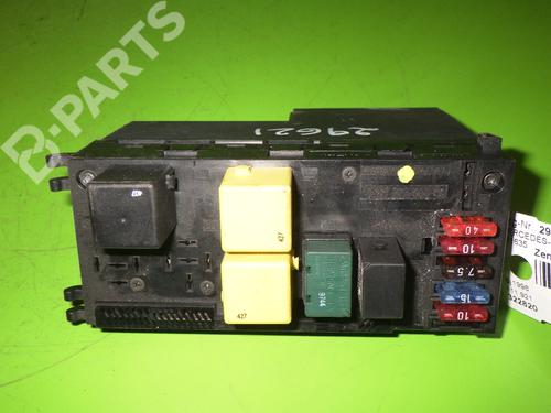 Sikringsdose MERCEDES-BENZ C-CLASS T-Model (S202) C 180 T (202.078) (122 hp) 6387848