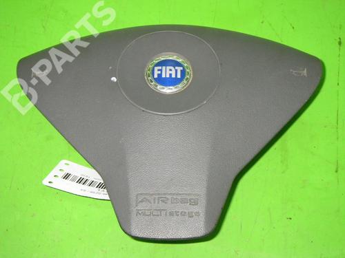 Used Driver airbag FIAT MULTIPLA (186_) 1.9 JTD 115 (115 hp) 6363082