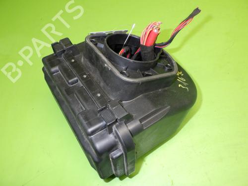 Used Fuse box BMW 3 Touring (F31) 318 d (143 hp) 18123049