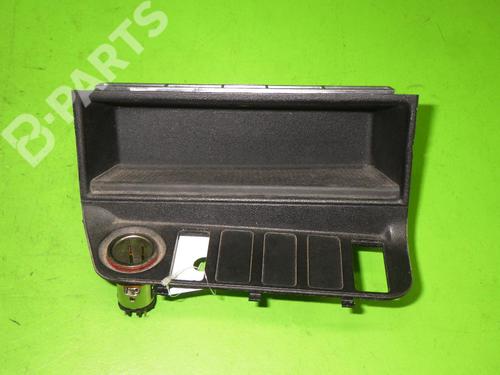 Used Cup/Object holder BMW 5 Touring (E61) 525 d (177 hp) 6389268