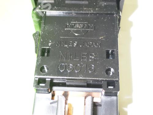 Switch NISSAN X-TRAIL I (T30) 2.2 Di 4x4 | BP6381729I30 