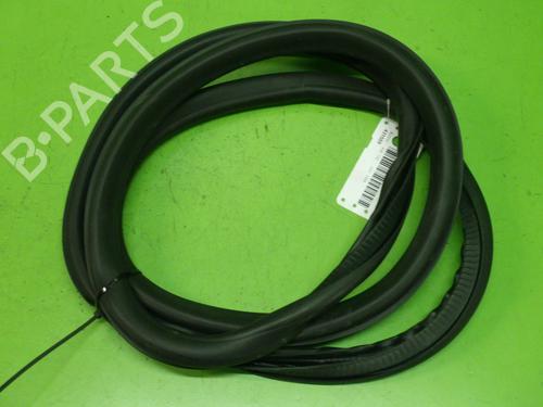 Used Rubber door seal OPEL ASTRA J (P10) 1.6 Turbo (68) (180 hp) 29016897