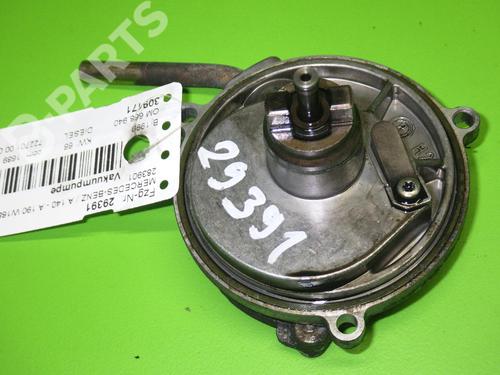 Used Vacuum pump MERCEDES-BENZ A-CLASS (W168) A 170 CDI (168.008) (90 hp) 6383900