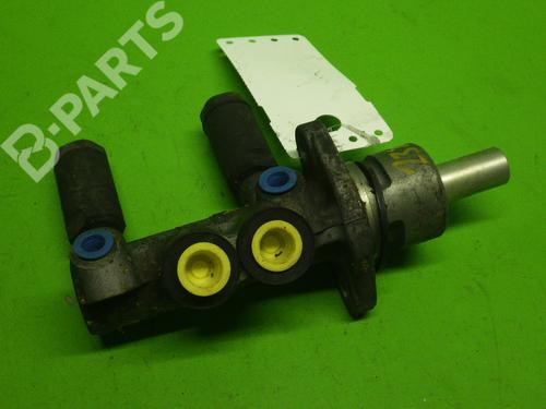 Used Brake master cylinder KIA SEPHIA Saloon (FA) 1.6 i (80 hp) 6398085