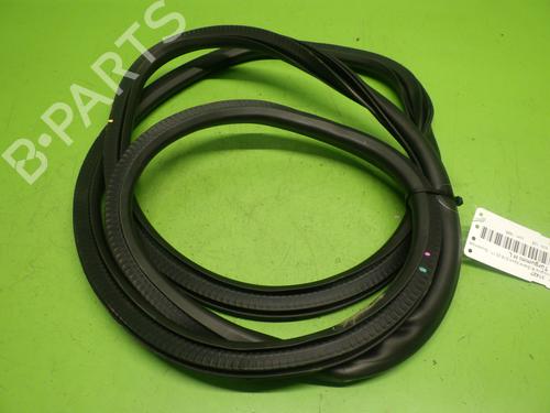 Used Rubber door seal OPEL INSIGNIA B Grand Sport (Z18) 2.0 CDTi (68) (174 hp) 27350853