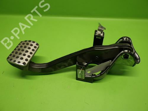 Used Break pedal MERCEDES-BENZ C-CLASS (W204) C 280 4-matic (204.081) (231 hp) 20218339