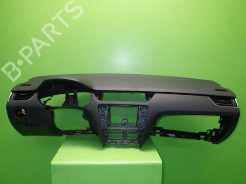 Instrumentbord SKODA OCTAVIA III Combi (5E5, 5E6) 2.0 TDI (150 hp) 29215888