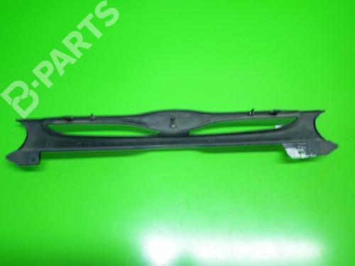 Grille FORD MONDEO I Turnier (BNP) 1.8 i 16V | BP6356614C40 