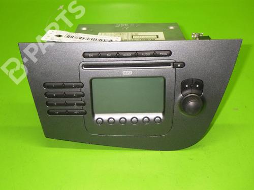 Used Radio SEAT LEON (1P1) 1.9 TDI (105 hp) 6381772