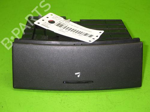 Used Ashtray KIA SORENTO I (JC) 2.5 CRDi 4WD (140 hp) 14735391