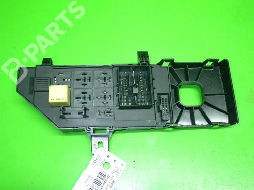 Fuse box OPEL SIGNUM Hatchback (Z03) 2.2 direct (F48) | BP6364714E1 