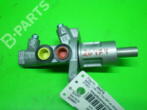 Used Brake master cylinder BMW 1 (E87) 116 i (122 hp) 6362676